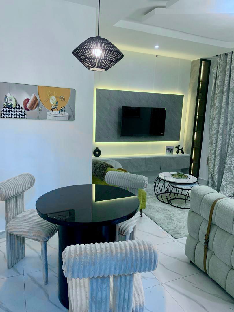 Legacy dining and lounge