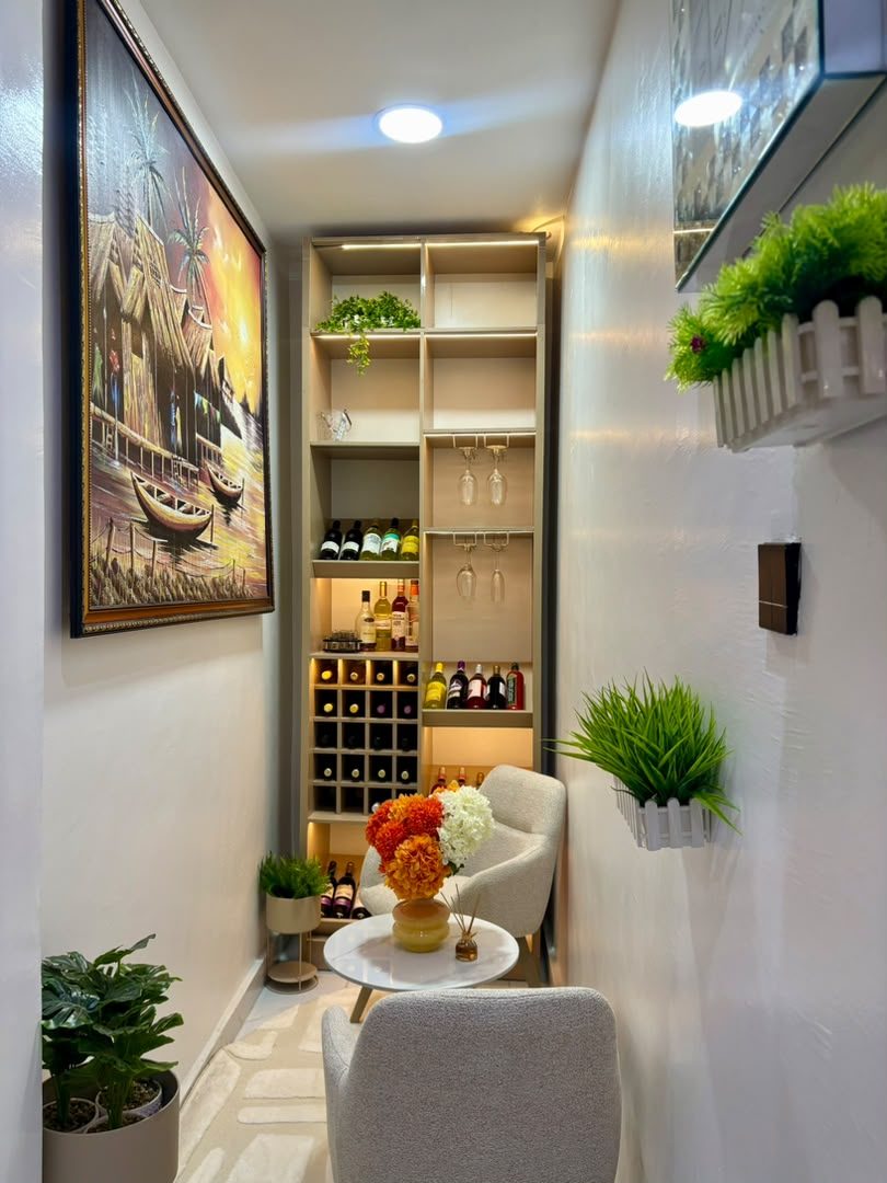 Leona mini bar corner with wine rack and seating