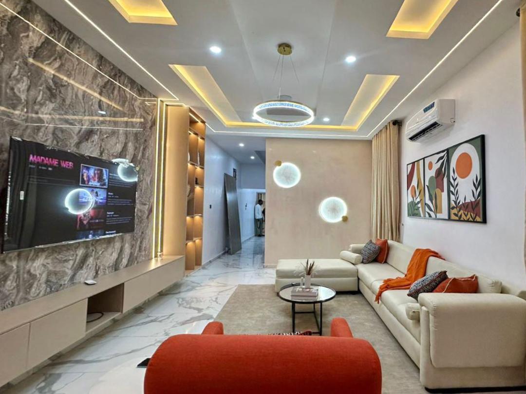 Yin interior